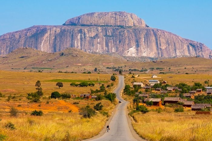 THE SOUTHERN MADAGASCAR -13D12N